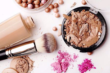 Picture for category Makeup